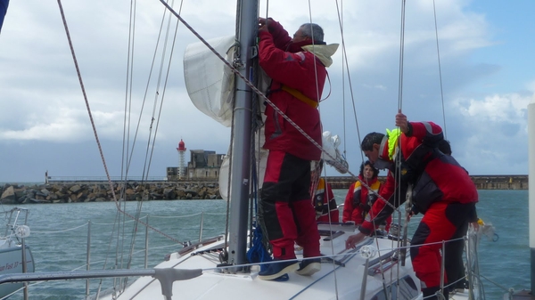 Les préparatifs du départ - TML Voile